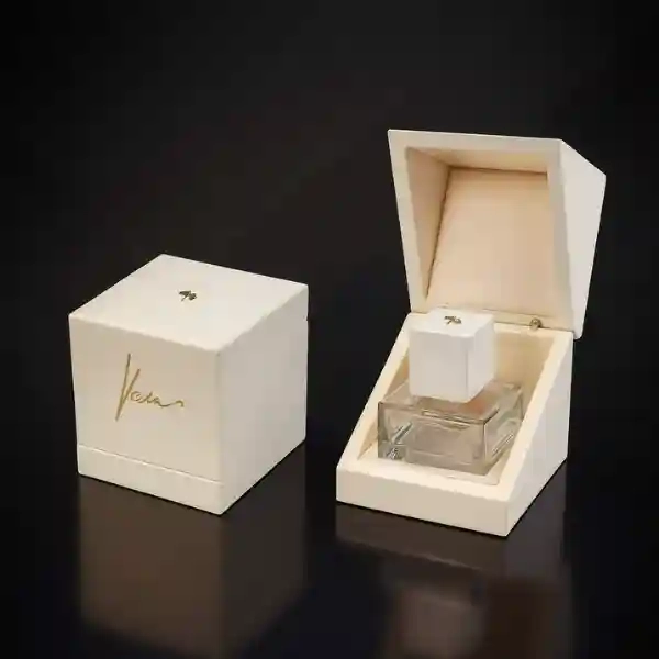 Magnetic Closure Boxes